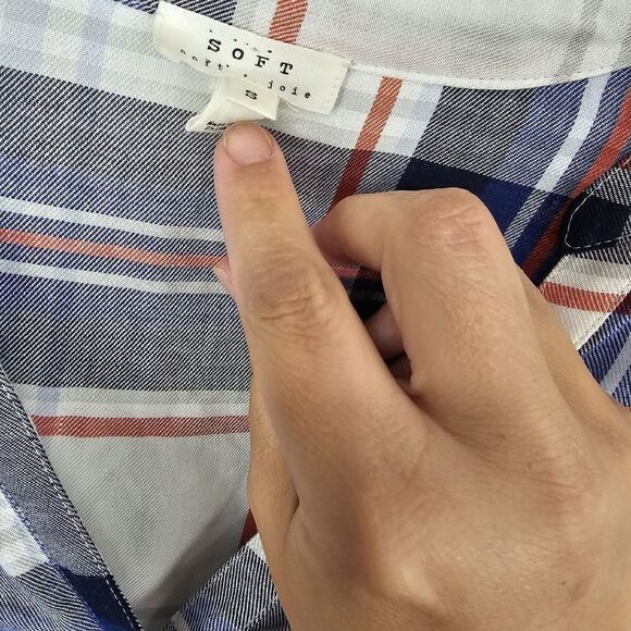 Soft Joie Dane Blouse Collarless Button Down Womens Size Small - Picture 5 of 7